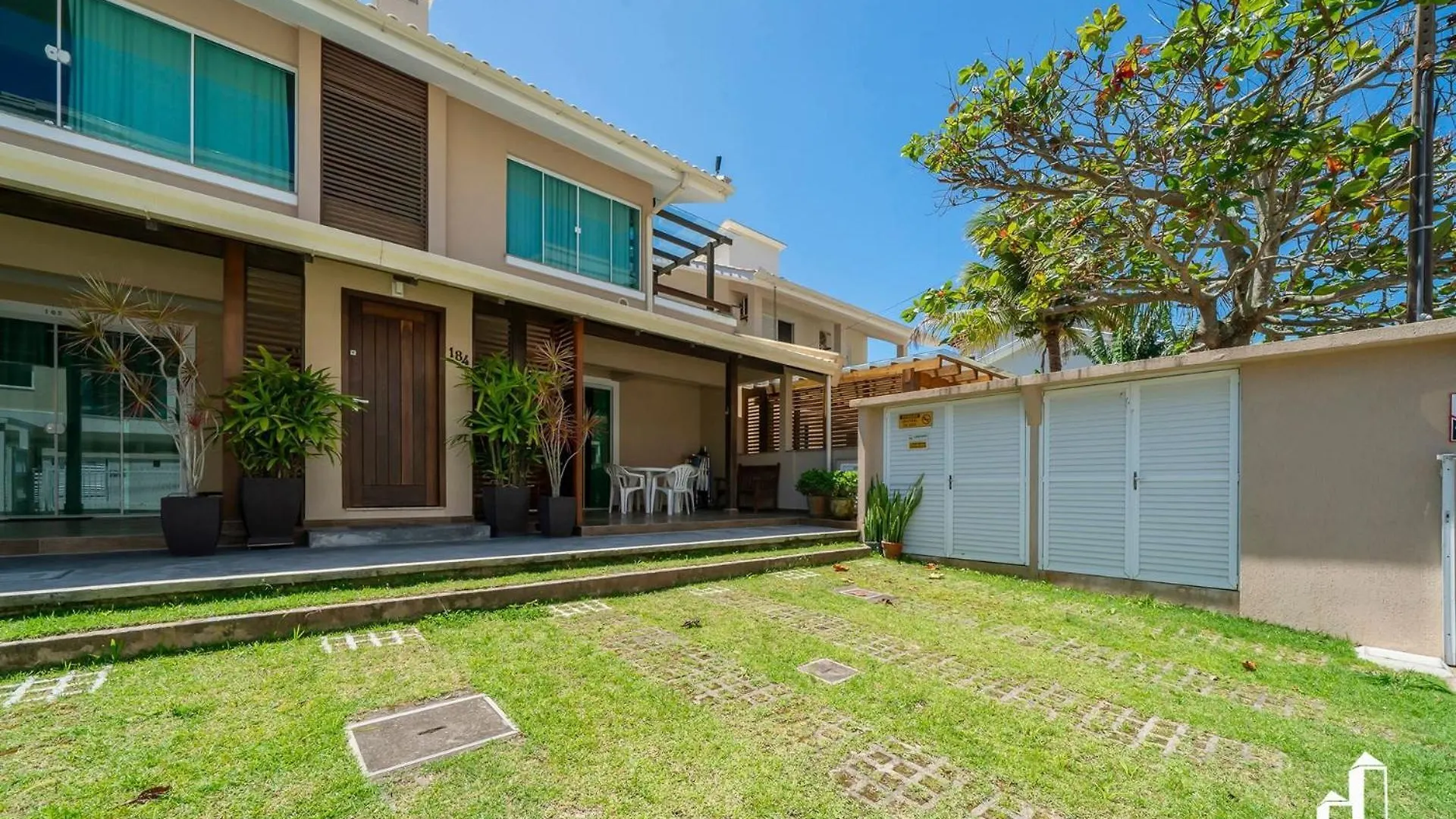 Residencial Maresias - Apartamento 101 Terreo Bombinhas